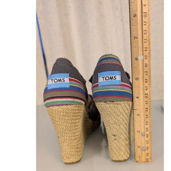 TOMS Women's Casual Wedge Sandals Blue Stripe Fabric Ankle Strap Platform Size 9 - Picture 6 of 9